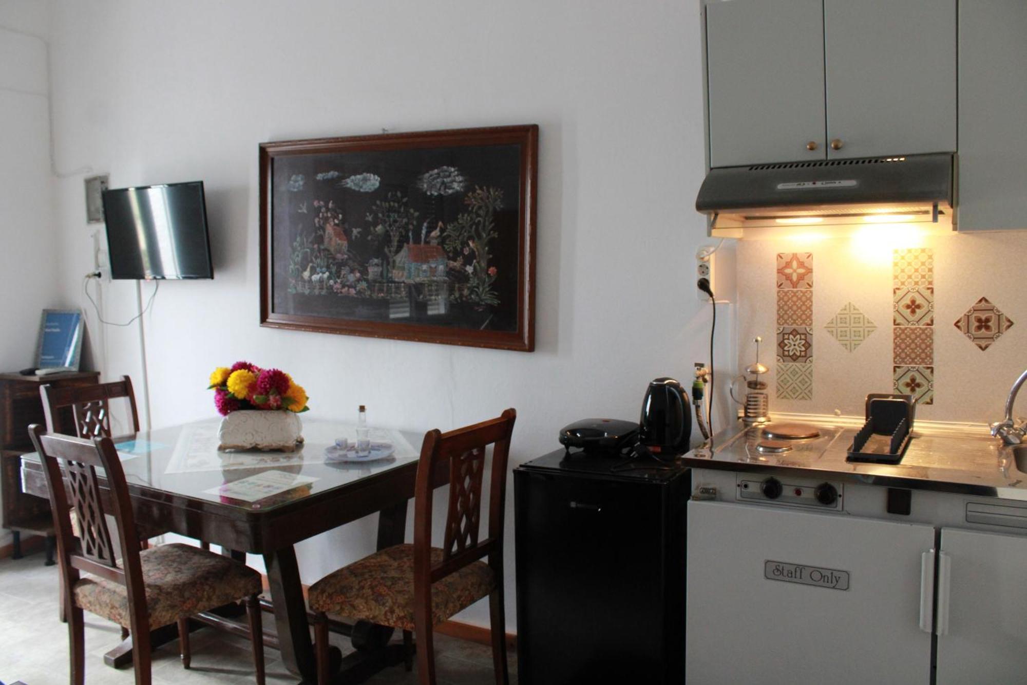 Aloni Studio Azoyirás Extérieur photo